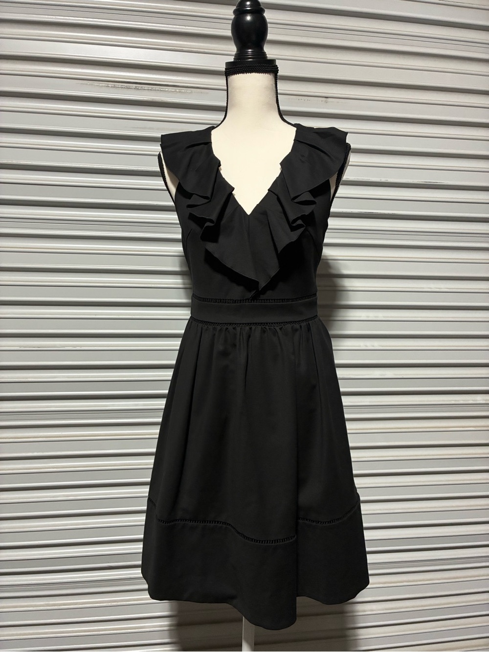 Kate Spade New York Black Ruffle Neck Poplin Dress Sz 4